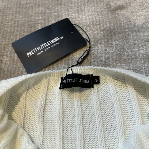 PrettyLittleThing Long Sleeve Sweater Dress - Picture 6 of 11